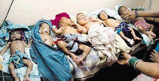  Investigan  fallecimiento de 11 beb&#x00E9;s  en dos d&#x00ED;as  En hospital p&#x00FA;blico de India