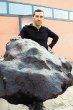 José Vicente es cazador de meteoritos. José dice que encontrar meteoritos es su forma de vivir. Internet.
