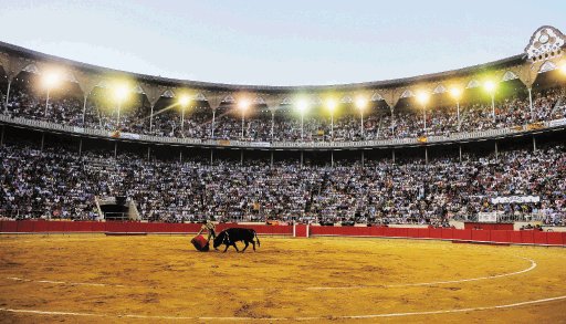  Barcelona dijo adi&#x00F3;s  a las corridas de toros    Se realizaron las &#x00FA;ltimas en la Plaza Monumental