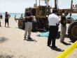  Niveladora mata a mujer en la playa. La turista no escuchó la niveladora porque sufría problemas auditivos, sospecha la Policía Judicial. Andrés Garita.