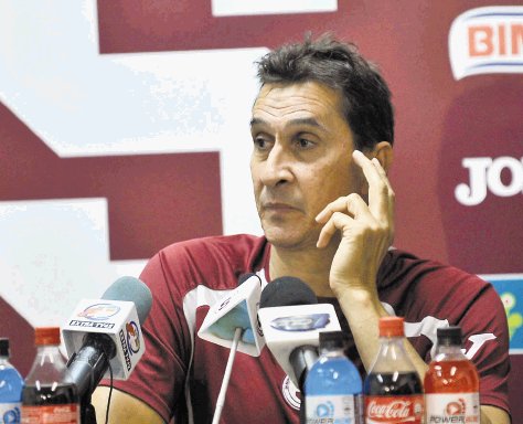 “No me inquietan los resultados en casa” Alexandre Guimaraes vislumbra un juego cerrado ante Cartaginés