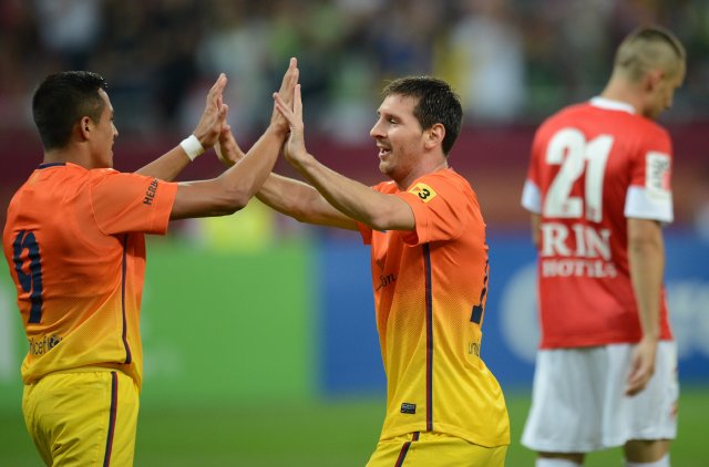 El Barcelona gana amistoso al Dinamo Bucarest (2-0) con un gol de Messi. Messi celebra su gol. AFP.