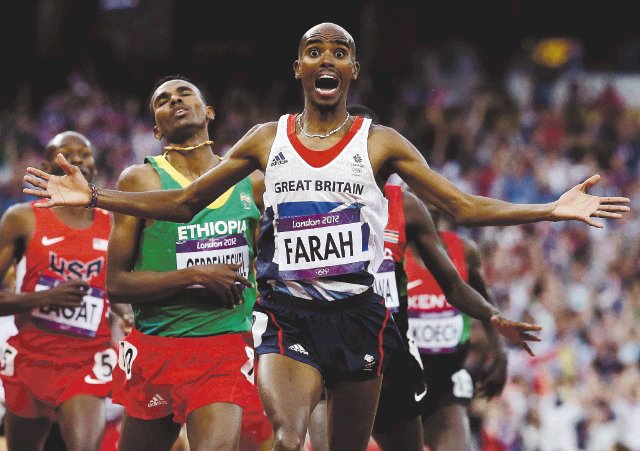 Escapó de la guerra civil en Somalia. Mohamed Farah no ocultó su éxtasis por ganar los 5 mil metros. AP.