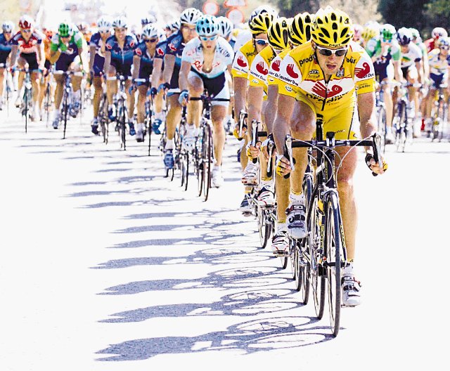  Contador favorito en giro a España. La primera etapa será una contrarreloj de 40 kilómetros.Archivo.