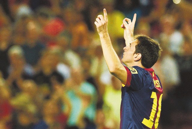 Con doblete de Messi, Barcelona logra arranque fenomenal. Messi anotó en dos ocasiones en el debut del Barcelona. Con los tantos, la “Pulga” se mete de lleno en la tabla de máximos artilleros. Foto: AP.