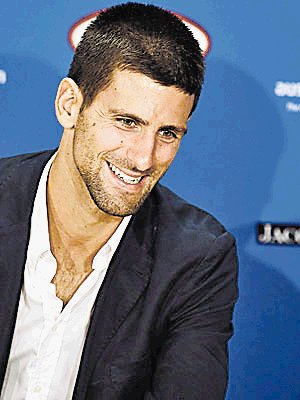  Djokovic se volvió cantante. “Nole” triunfaría como artista: canta, actúa e imita. AP.