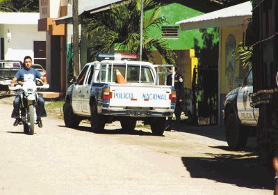  Destituyen a 52 policías por faltas graves Medida se aplicó en Honduras