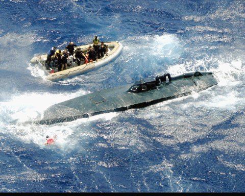  Presión de EE. UU. en mares empuja a narcos hacia el Istmo Mafias aprovechan vulnerabilidad de policías marítimas