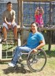  Marcela Herrero Ballar. Comparte con sus dos hijos un pequeño cuarto en la casa de su mamá en Guadalupe; ahí viven nueve personas. Si desea ayudarla llame al 2219-6665.