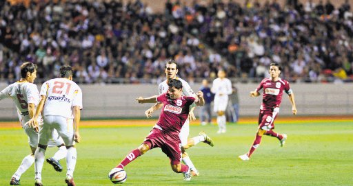 “La Liga no llena estadios” Morados reaccionan ante encuestas donde Alajuelense es el club más popular del país