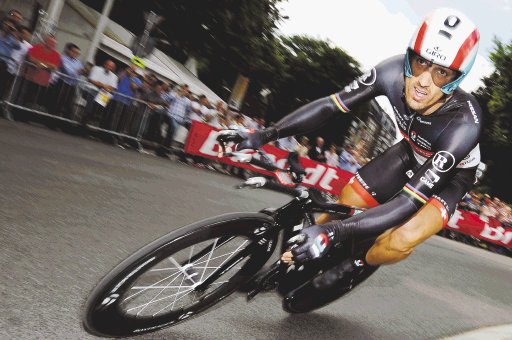  Cancellara arrasó Suizo ganó Prólogo del Tour de Francia