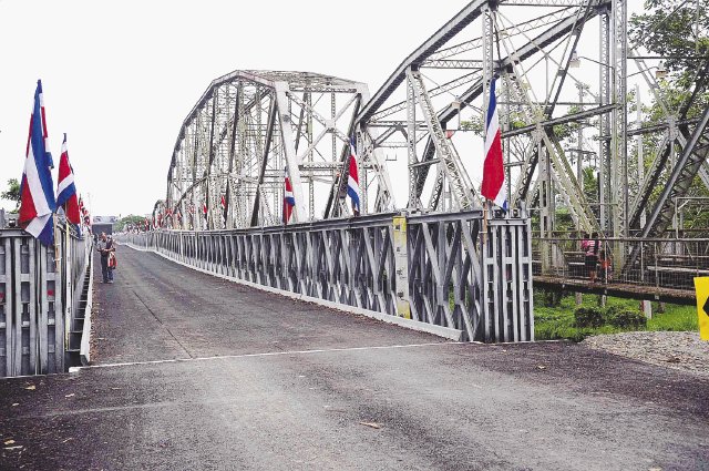  Gobiernos piden $30 millones para puente definitivo Paso une a Costa Rica y Panamá