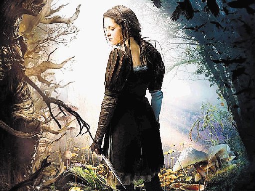 “Blancanieves y la leyenda del cazador”. Kristen Stewart.