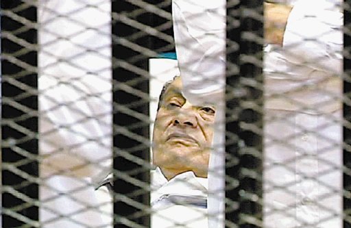  Mubarak espera sentencia. Durante el juicio, la salud del expresidente se deterioró.
