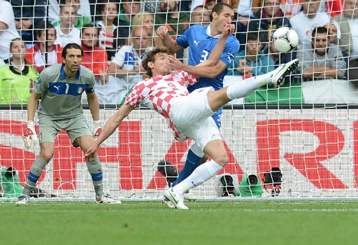 Italia y Croacia empatan a 1 en la Eurocopa. 