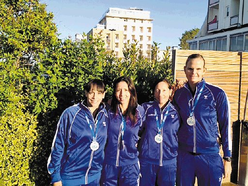  Otra medalla para Costa Rica. De izquierda a derecha: Marcela Chacón, Carolina Guillén, Carolina Mauri y Claudia Poll.Cortesía