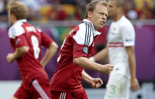 Alemania llega como favorita para arrodillar a Dinamarca. Michael Krohn-Dehli, 27 años. Danés escurridizo, pícaro y con un notable olfato de gol, su baja estatura no es obstáculo para meter miedo.AP.