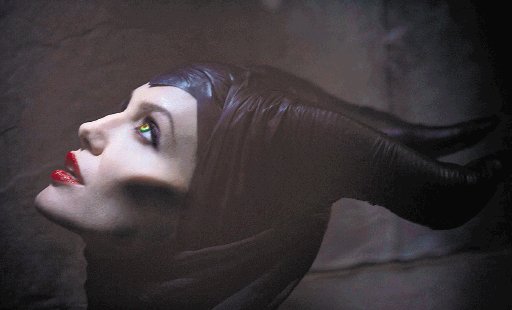 Jolie será la bruja “Maléfica”. Angelina Jolie.