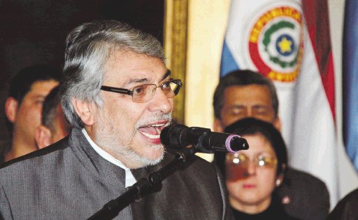  OEA duda de juicio. Fernando Lugo fue destituido de la Presidencia viernes. AFP.