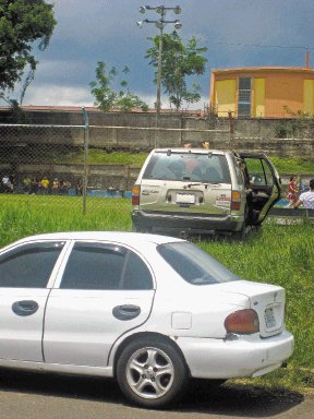 Centinela comunal. Mal estacionado.