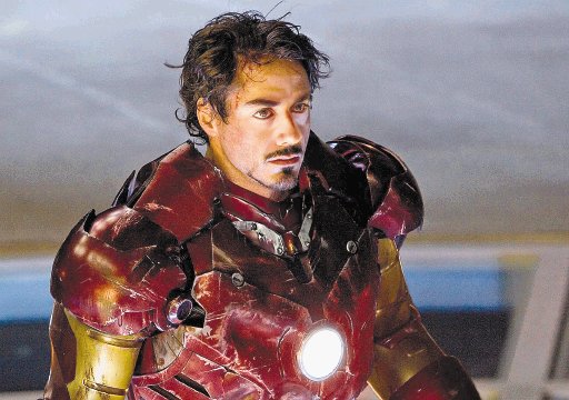Cartelera de cine. Los Vengadores. Las suculentas ganancias por taquilla, no se distribuyeron de manera igual entre los actores. Según The Hollywood Reporter, Robert Downey Jr.que interpretó a "Iron Man" ganó ¢25 mil millones por la taquilla.