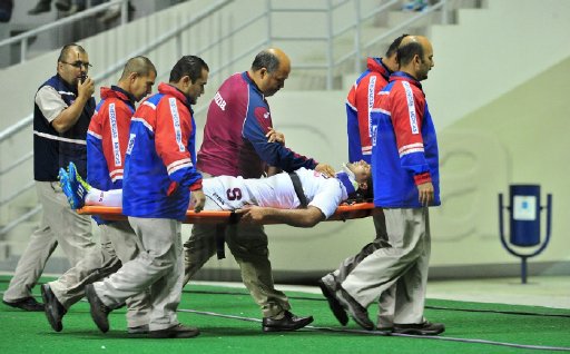 Morado Juan Manuel Morales se sometió a cirugía en la madrugada. El jugador estará fuera de las canchas durante un mes. Rafael Pacheco.