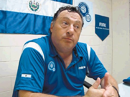  “El Salvador está para ganarle a Costa Rica” Rubén Israel, Técnico de EL Salvador