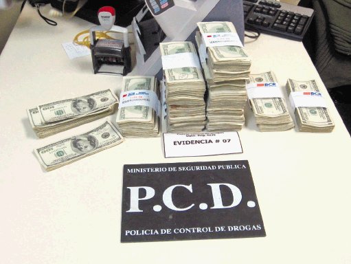  Más control sobre dinero de foráneos. La Policía de Control de Drogas espera con esta medida elevar los controles sobre el dinero proveniente del exterior.Archivo.