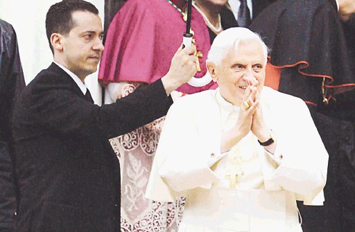  ¿Víctima o traidor? Paolo Gabriele, el mayordomo del Papa, detenido esta semana