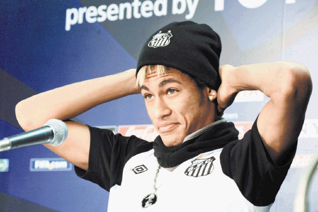  “Messi es el mejor del año”. Aunque Neymar ha derribado sus marcas personales, no se ve como el mejor del 2012.Internet.