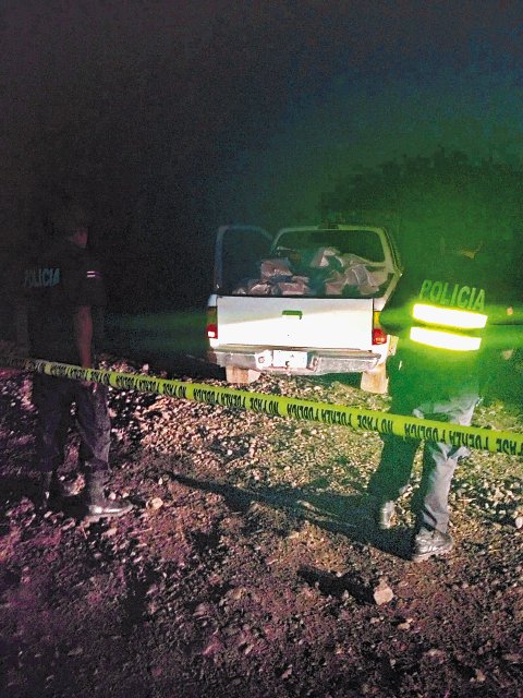  Llevaban 500 kilos de cocaína Policía arresta a tres sospechosos en Santa Cecilia de La Cruz