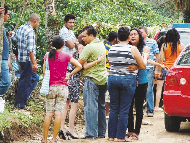  Asesinan a taxista de 22 puñaladas Hecho ocurrió ayer en Naranjo