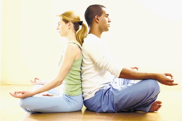 Explore la energía sexual Yoga aliado de las parejas