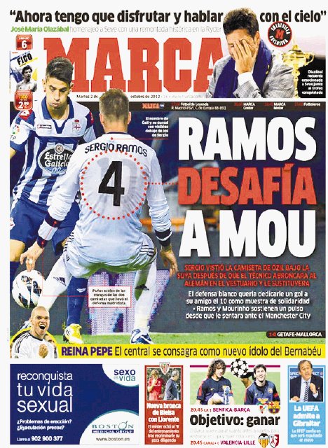 Se llevan mal, pero disimulan. El diario Marca desató la polémica por el gesto de Sergio Ramos de utilizar la camiseta de Özil por debajo de la suya. Tomada de Marca.