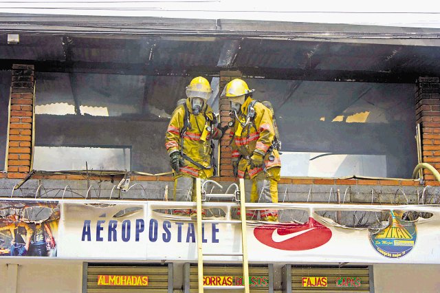 Incendio devoró apartamento. No se extendió. Wilberth Hernández.