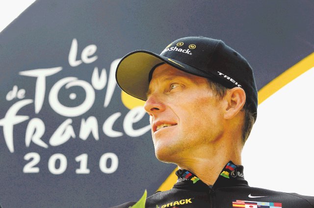 Armstrong se someterá a detector de mentiras, dice abogado. Armstrong fue suspendido de por vida por la USADA a finales de agosto y despojado de sus siete triunfos de Tour de Francia (1999-2005). Foto: AP