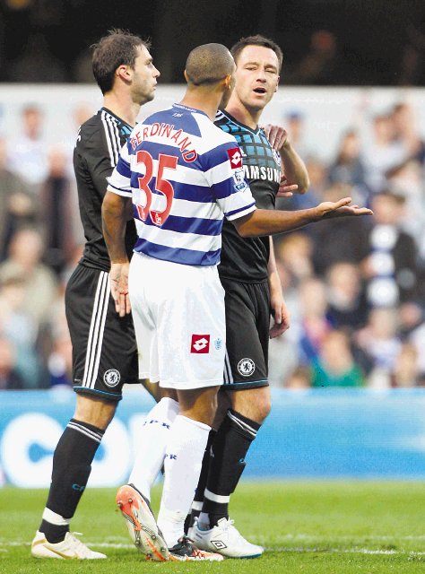  QPR amenaza al Chelsea y a Terry. Anton Ferdinand casi mandó a la cárcel a Terry la temporada anterior.