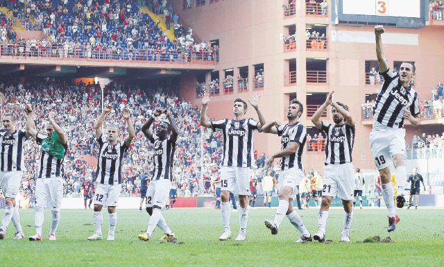 Juventus remonta y mantiene el invicto. La Juventus junto al Napoli y Lazio lideran la liga italiana con nueve puntos. Foto: AFP.