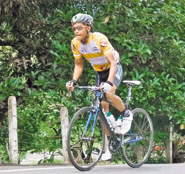  Higuito con ritmo cafetero. Argiro Ospina ganó la Vuelta a Higuito del 2011. Este año serán ocho etapas con llegadas en Cañas, Liberia y Pérez Zeledón.
