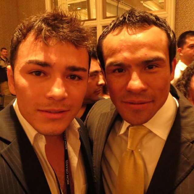 “Tiquito” aparecerá en ESPN. Bryan saldrá en el programa junto a Juan Manuel Márquez. Tomada del facebook del boxeador.