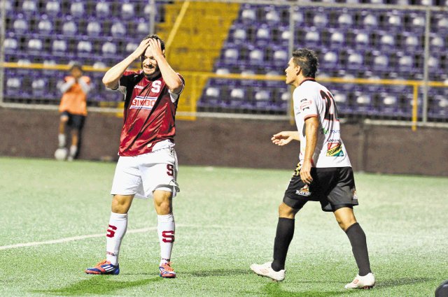  No terminan de  reventar Elizondo, Castillo, Cordero, Guzmán, Russell...